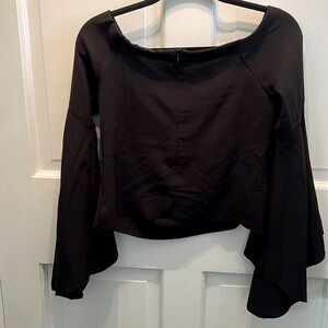 DO + BE 97% Polyester and 3% Spandex Really Cute Top